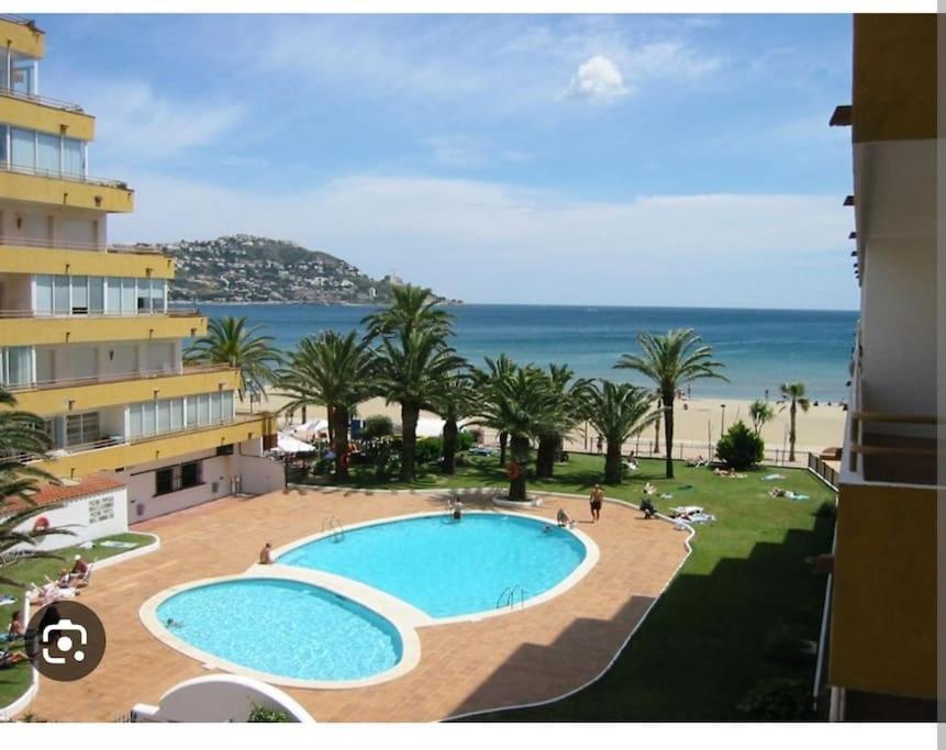 Holiday Center Apartamento Vistas Mar, Acceso Directo Playa Y Piscina Roses Eksteriør bilde
