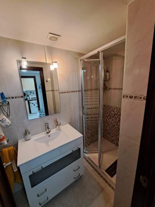 Holiday Center Apartamento Vistas Mar, Acceso Directo Playa Y Piscina Roses Eksteriør bilde